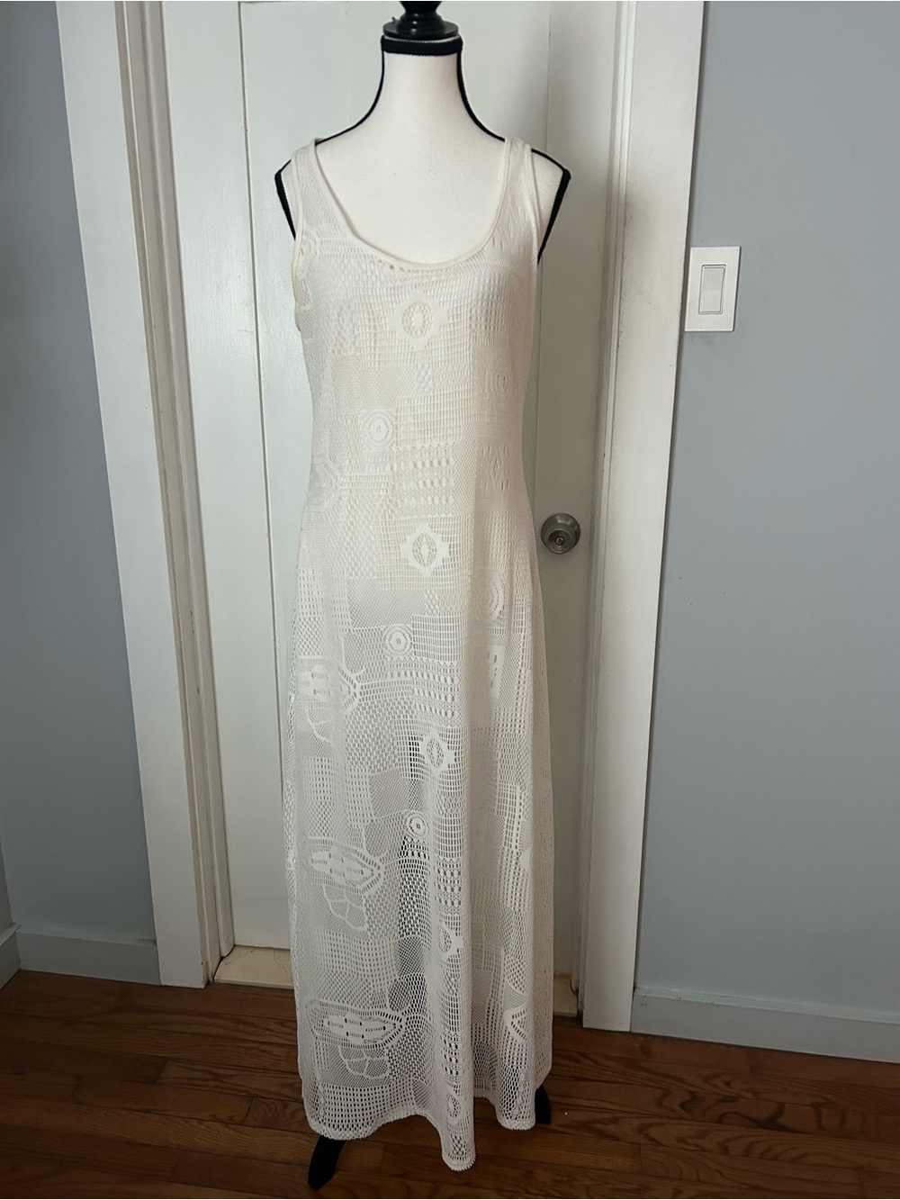Sleeveless White Crochet Maxi Dress - Lightweight Summer Layer - Picture 5 of 9